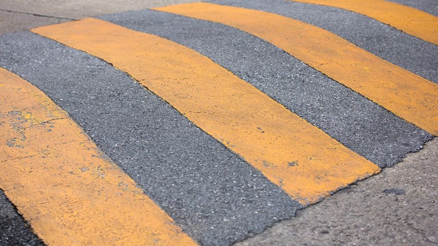 Enquetes em redes sociais e quebra-molas viram polêmica na Câmara de São João Nepomuceno