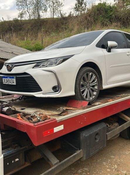 Polícia Militar frustra ação criminosa em Descoberto: suspeito atira contra equipes, foge e abandona arma e veículo roubado