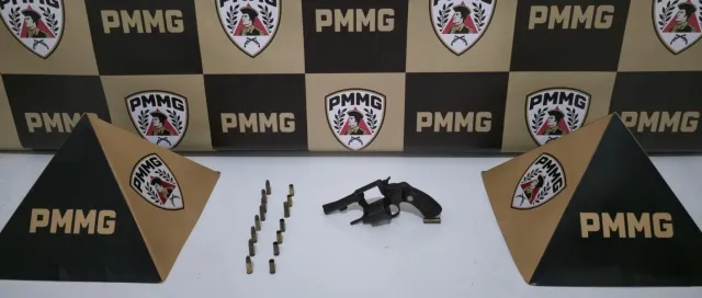 PM PRENDE 3 HOMENS E APREENDE REVÓLVER APÓS TENTATIVA DE HOMICÍDIO EM DESCOBERTO